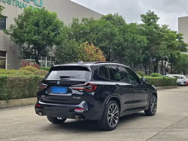 BMW X3 — Фото автомобиля 4