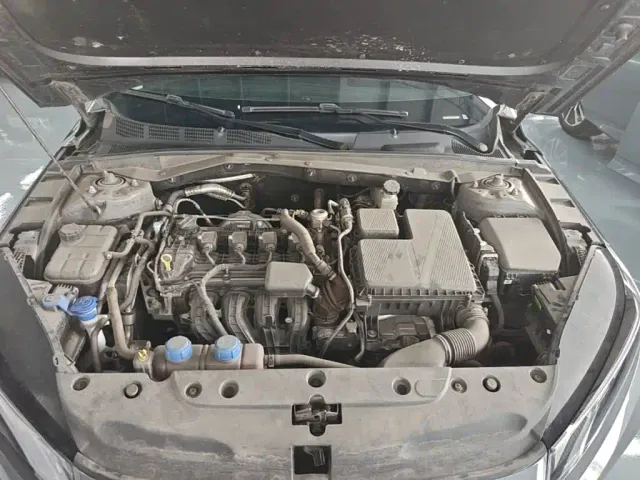 Changan Qiyuan A05 — Фото автомобиля 19