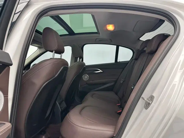 BMW 1 Series — Фото автомобиля 6