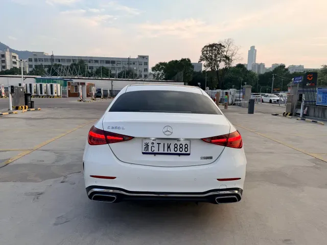 Mercedes-Benz C-Class — Фото автомобиля 9