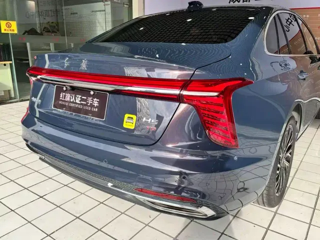 Hongqi H5 — Фото автомобиля 5
