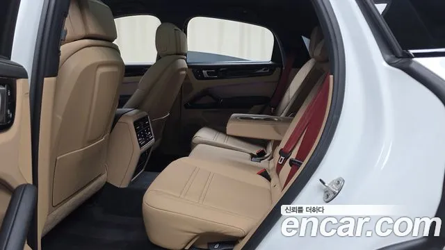 Porsche Cayenne PO536 — Фото автомобиля 12