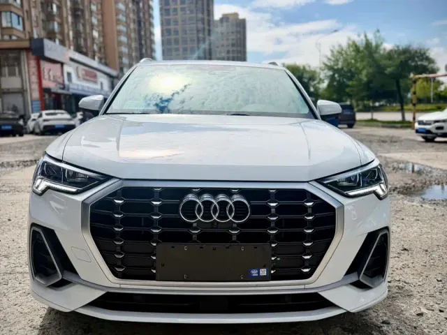 Audi Q3 — Фото автомобиля 2