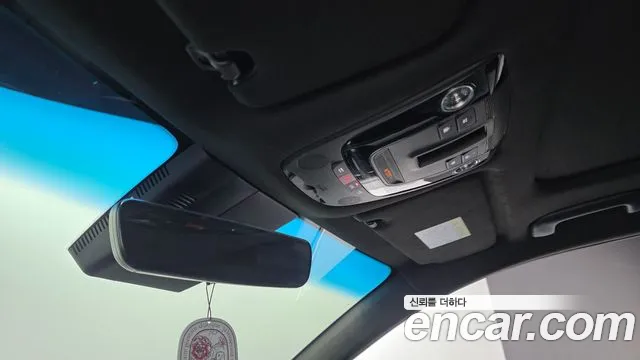 Kia K8 K8 Hybrid — Фото автомобиля 27