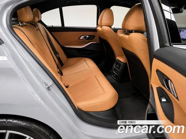 BMW 3-Series 3 серия (G20) 320i M Sport — Фото автомобиля 12