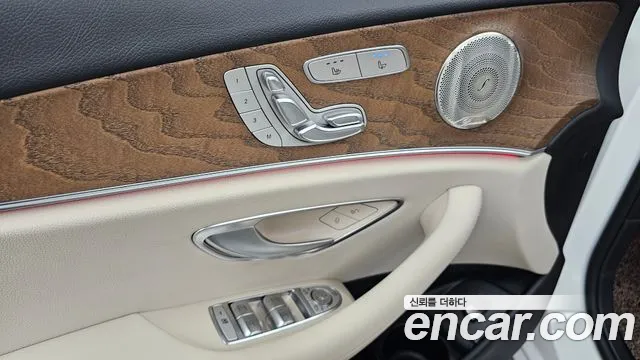 Mercedes-Benz E-Class W213 — Фото автомобиля 29