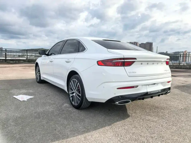 Geely Xingrui — Фото автомобиля 16
