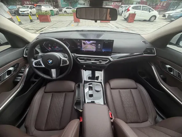 BMW 3 Series — Фото автомобиля 7