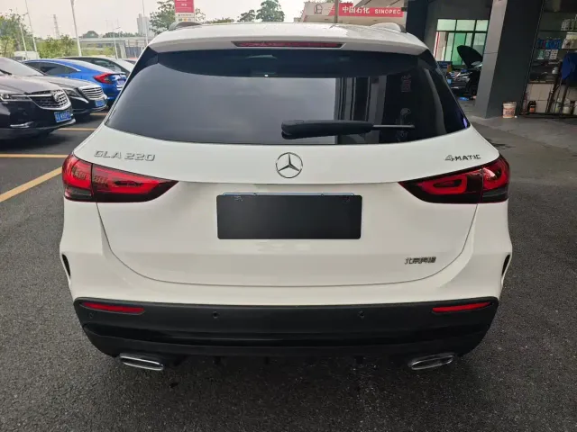 Mercedes-Benz GLA-Class — Фото автомобиля 8