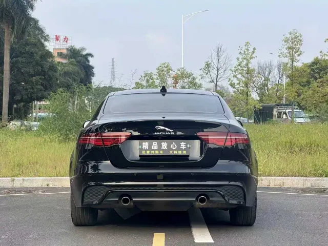 Jaguar XEL — Фото автомобиля 6