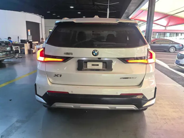 BMW X1 — Фото автомобиля 7