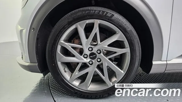 Genesis GV60 — Фото автомобиля 4