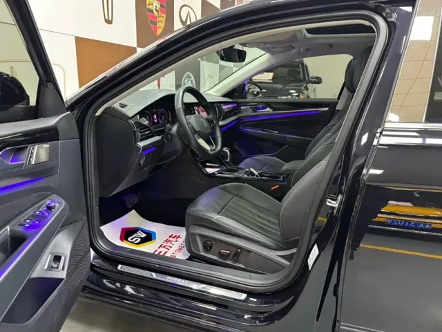 Volkswagen Passat — Фото автомобиля 7