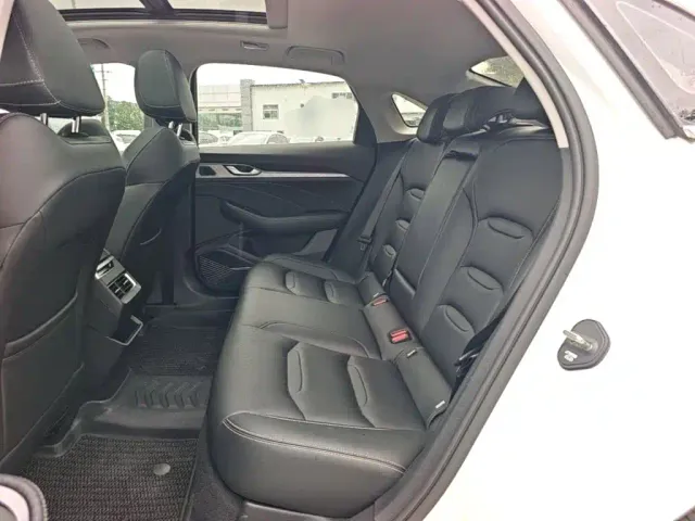 Geely Xingrui — Фото автомобиля 16