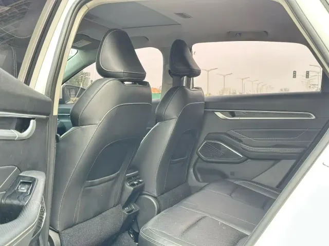 Geely Emgrand — Фото автомобиля 6