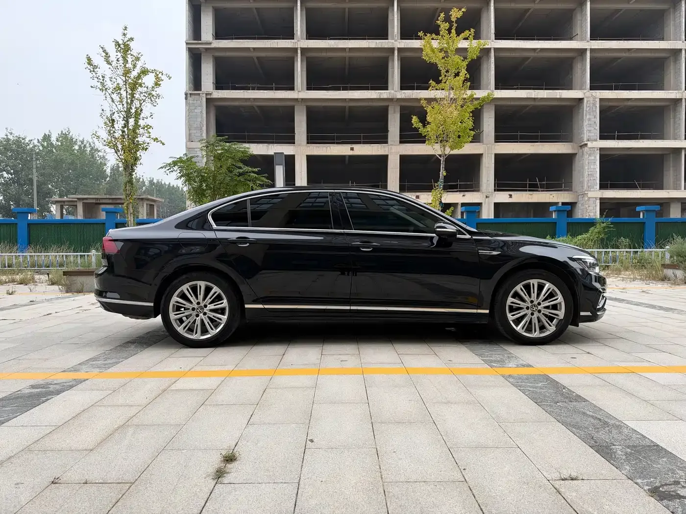 Volkswagen Magotan 2023 Model 2 Million Commemorative Edition 380TSI DSG Flagship — Фото автомобиля 19