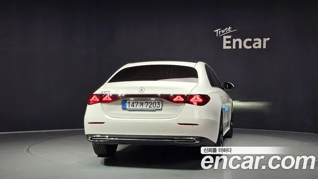 Mercedes-Benz E-Class W214 — Фото автомобиля 4