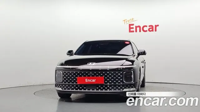 Hyundai Grandeur GN7 — Фото автомобиля 3