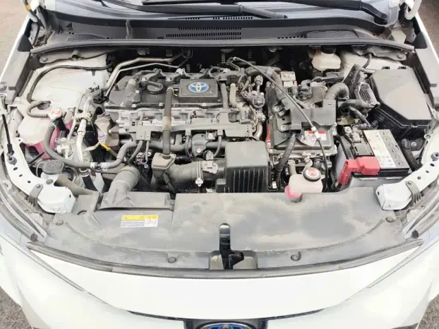 Toyota Levin 2023 Smart Hybrid 1.8L Leading Edition — Фото автомобиля 9