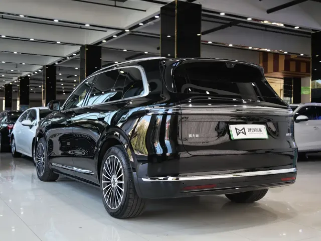 Aito M7 — Фото автомобиля 24