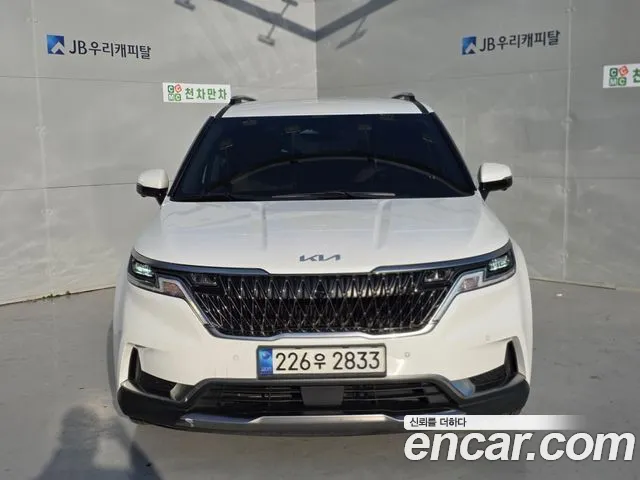 Фотография автомобиля — Kia Carnival 4th Gen