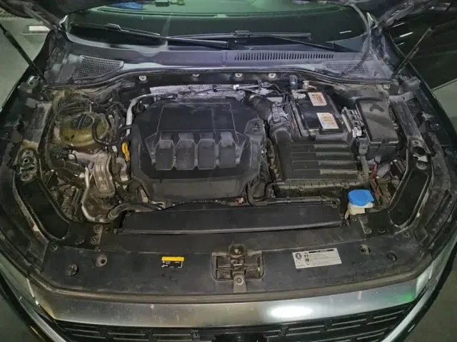 Volkswagen Passat — Фото автомобиля 16
