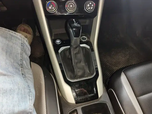 Volkswagen Volkswagen T-ROC 2024 280TSI DSG 2WD Time Edition — Фото автомобиля 13