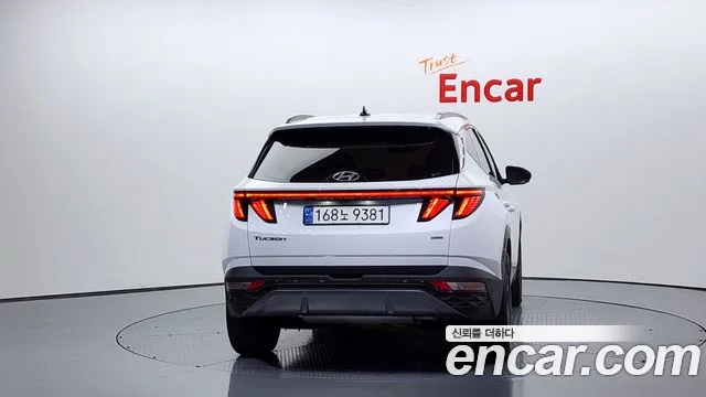 Hyundai Tucson Tucson (NX4) Бензин 1.6 Turbo 4WD — Фото автомобиля 4