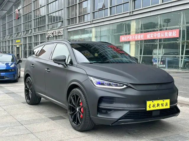 BYD Tang — Фото автомобиля 3