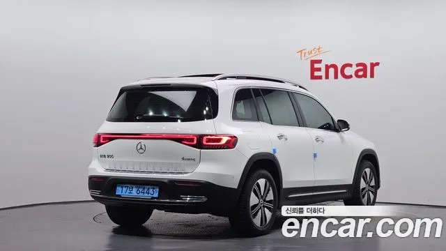 Mercedes-Benz EQB X243 — Фото автомобиля 2