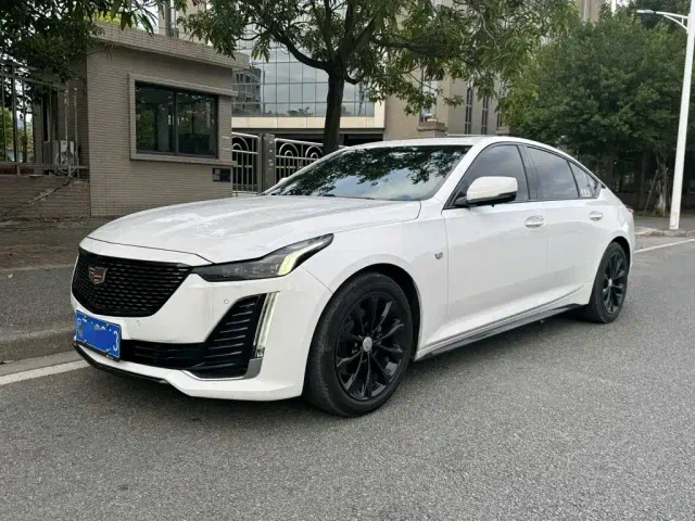 Фотография автомобиля — Cadillac CT5