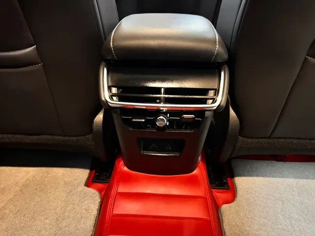 Ford Mondeo — Фото автомобиля 10