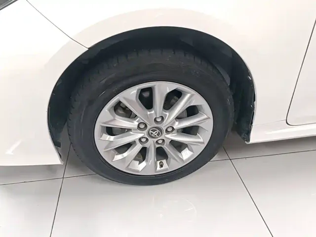 Toyota Corolla — Фото автомобиля 22