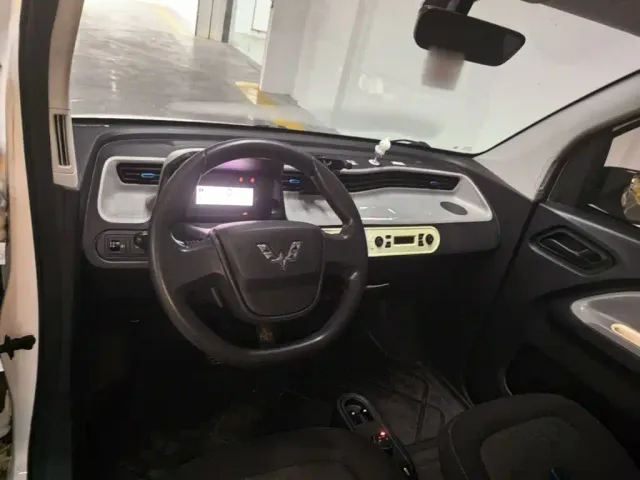 Wuling Hongguang Mini EV — Фото автомобиля 9