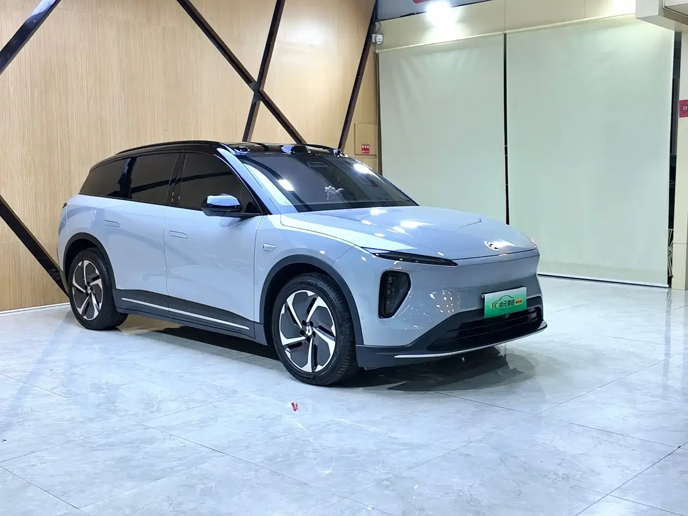 NIO NIO ES6 2024 75kWh — Фото автомобиля 2