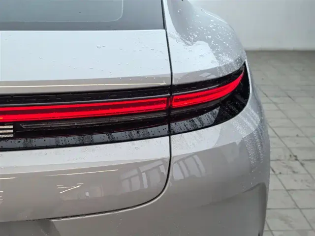 Porsche Panamera — Фото автомобиля 19