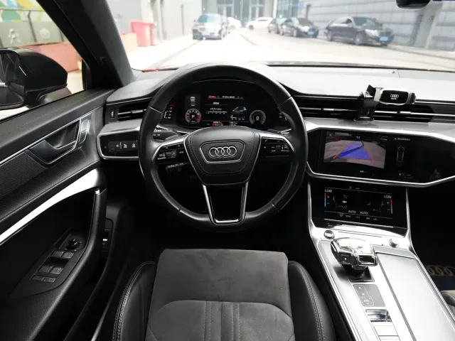 Audi A6L — Фото автомобиля 7
