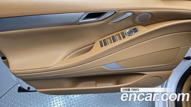 Genesis G80 Бензин 2.5 турбо 2WD — Фото автомобиля 5