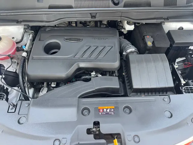 Geely Binyue — Фото автомобиля 13