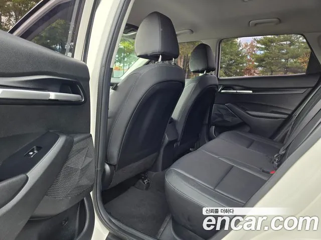Kia Seltos New — Фото автомобиля 16