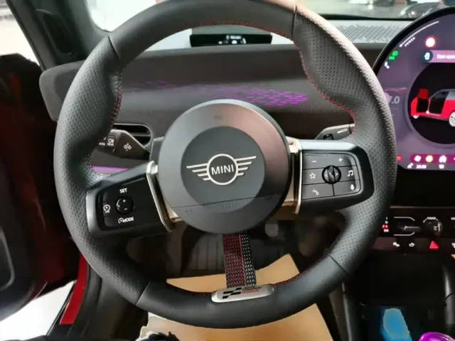 MINI Cooper — Фото автомобиля 10