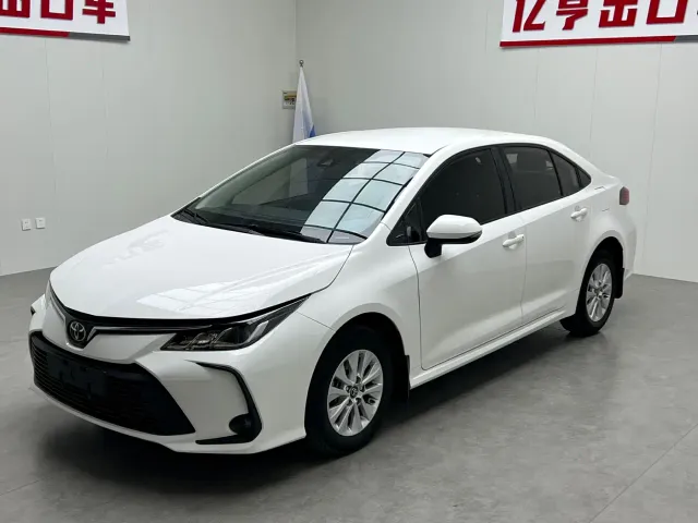 Фотография автомобиля — Toyota Corolla