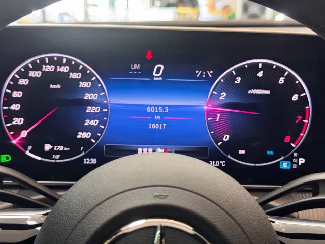 Mercedes-Benz C-Class — Фото автомобиля 18