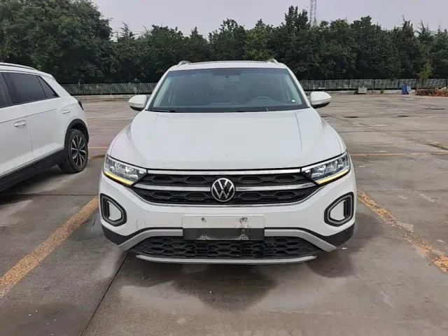 Volkswagen Volkswagen T-ROC 2024 280TSI DSG 2WD Time Edition — Фото автомобиля 2