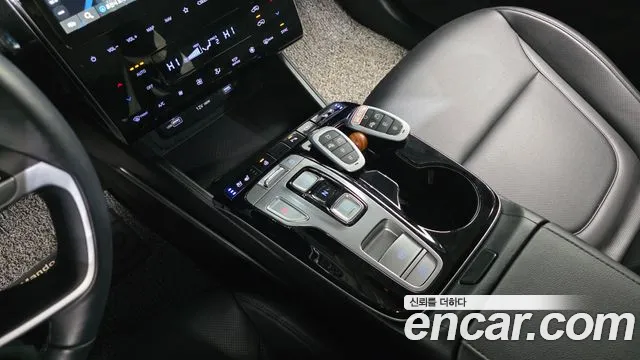 Hyundai Tucson Tucson (NX4) Бензин 1.6 турбо 2WD — Фото автомобиля 9