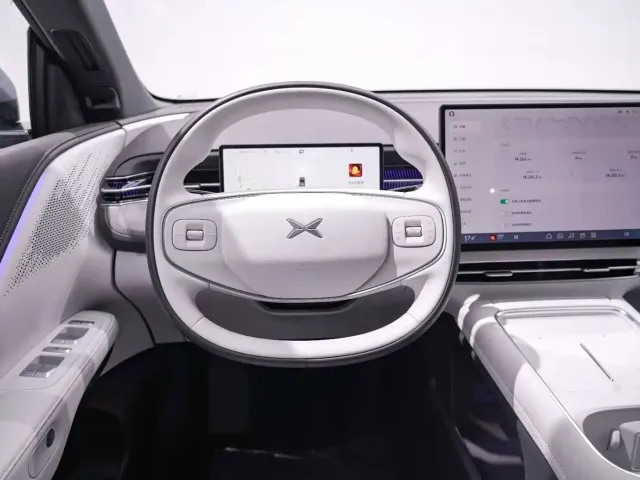 Xpeng G6 — Фото автомобиля 12