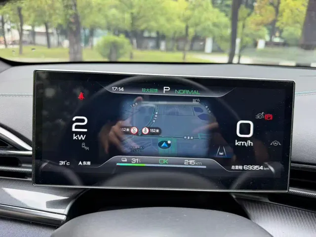 BYD Seal — Фото автомобиля 8