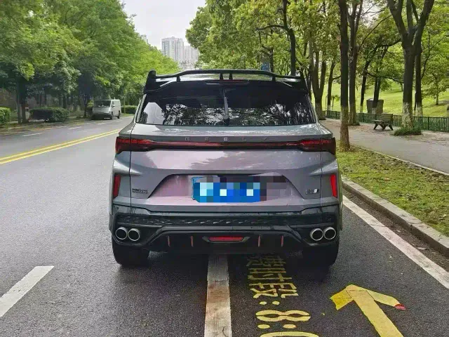 Geely Binyue — Фото автомобиля 7