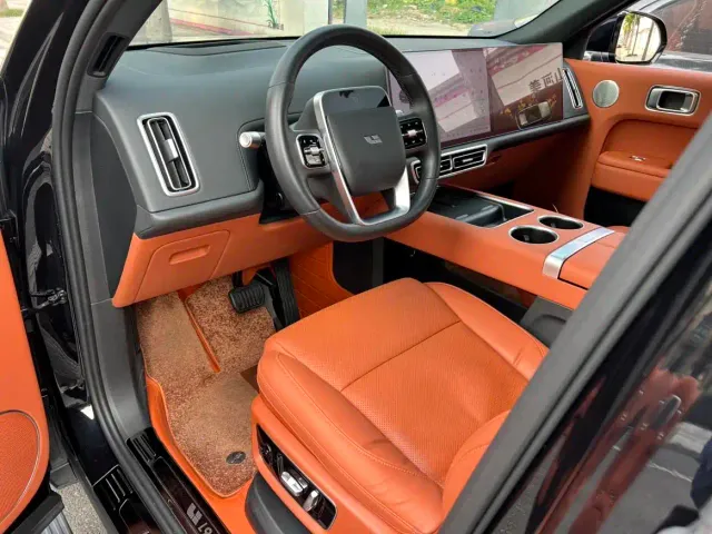 Li Auto L9 — Фото автомобиля 6