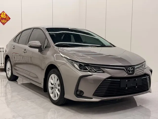 Toyota Corolla — Фото автомобиля 3